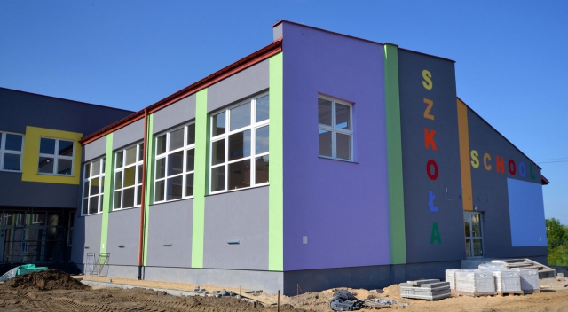 SZKOŁA PODSTAWOWA, RADOM UL. RADOMSKIEGO 2